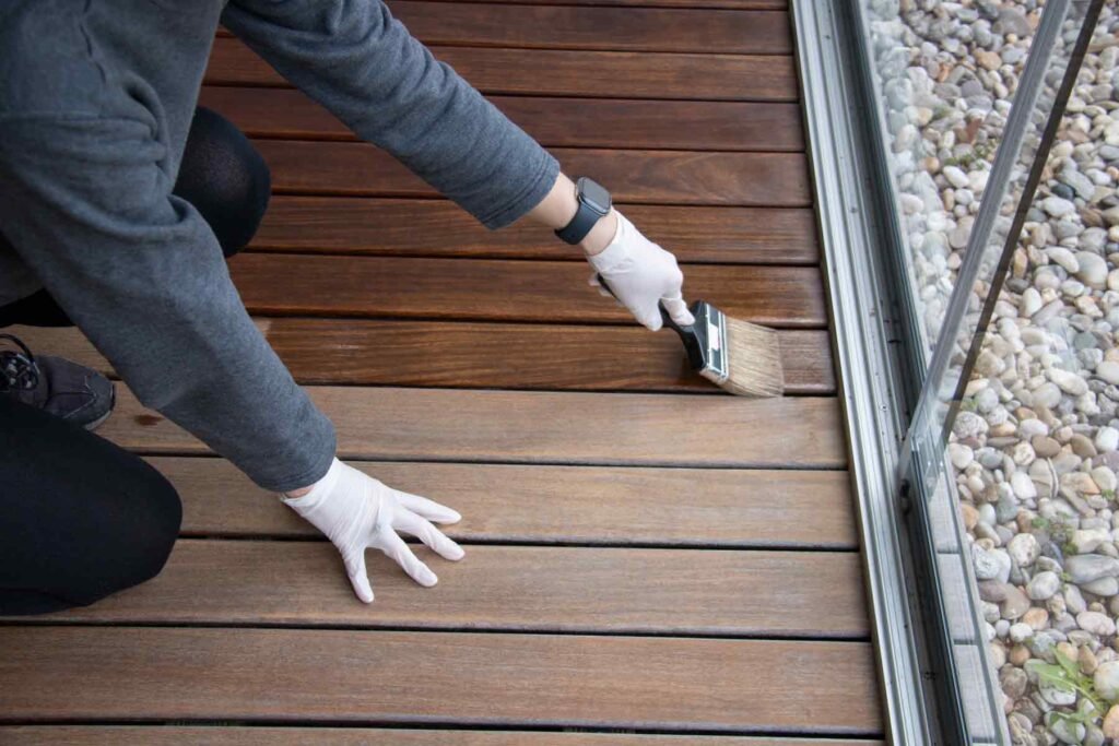 Deck Painting & Refinishing